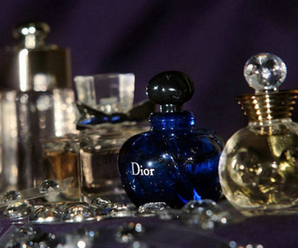 选对香水 让香味持久有效的10个法则