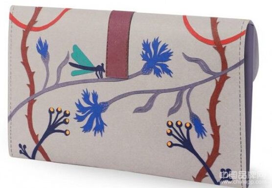 爱马仕DIY 让“Jigé手绘包”纸板变手袋_广州批发包包一手货源在哪个市场