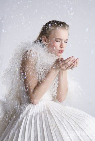 Dior迪奥臻美雪宴见证透白美肌胜雪绽放