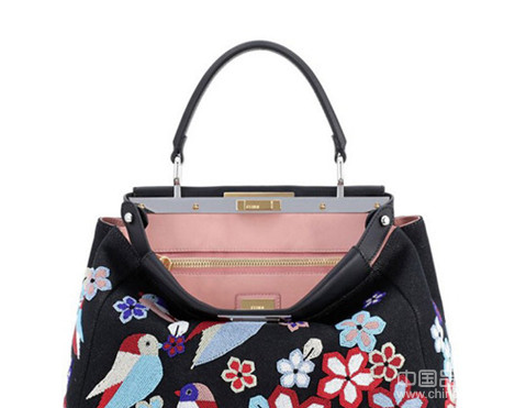FENDI芬迪发布2015春季度假系列包袋预览图_广州名牌包包批发市场在哪里