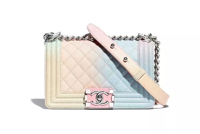 Chanel2018清新冰淇淋色包包来袭_lv二手奢侈品包包多少钱一个