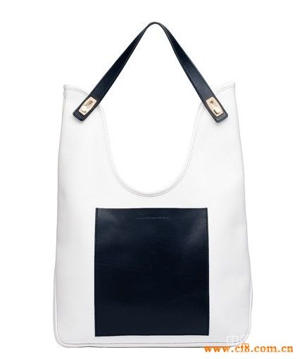 Balenciaga新季包袋抢先预览 心动之选_广州名牌包包批发市场在哪里