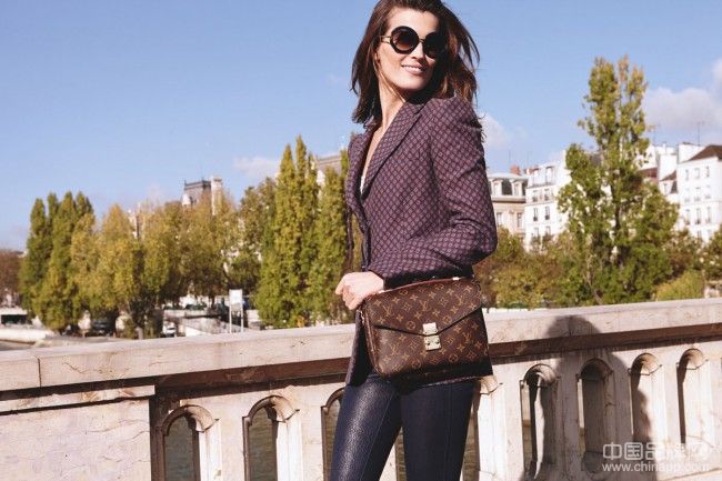 LV 2013年春季”Mini Mon Amour”系列迷你经典包款_二手奢侈品包包在哪个平台可以买