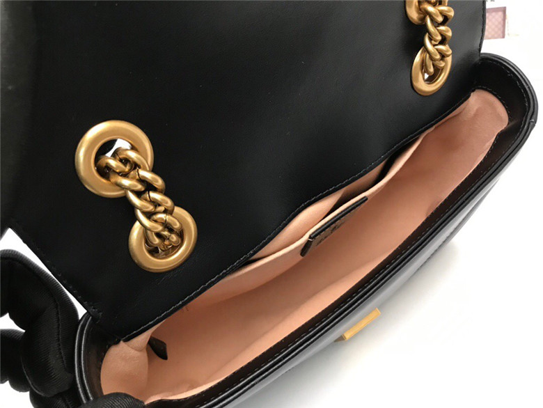 Gucci古驰 446744 黑色 GG Marmont系列绗缝迷你手袋