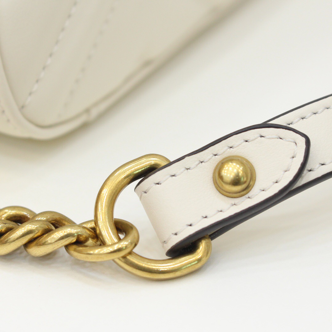 Gucci 547260 GG Marmont mini top handle bag