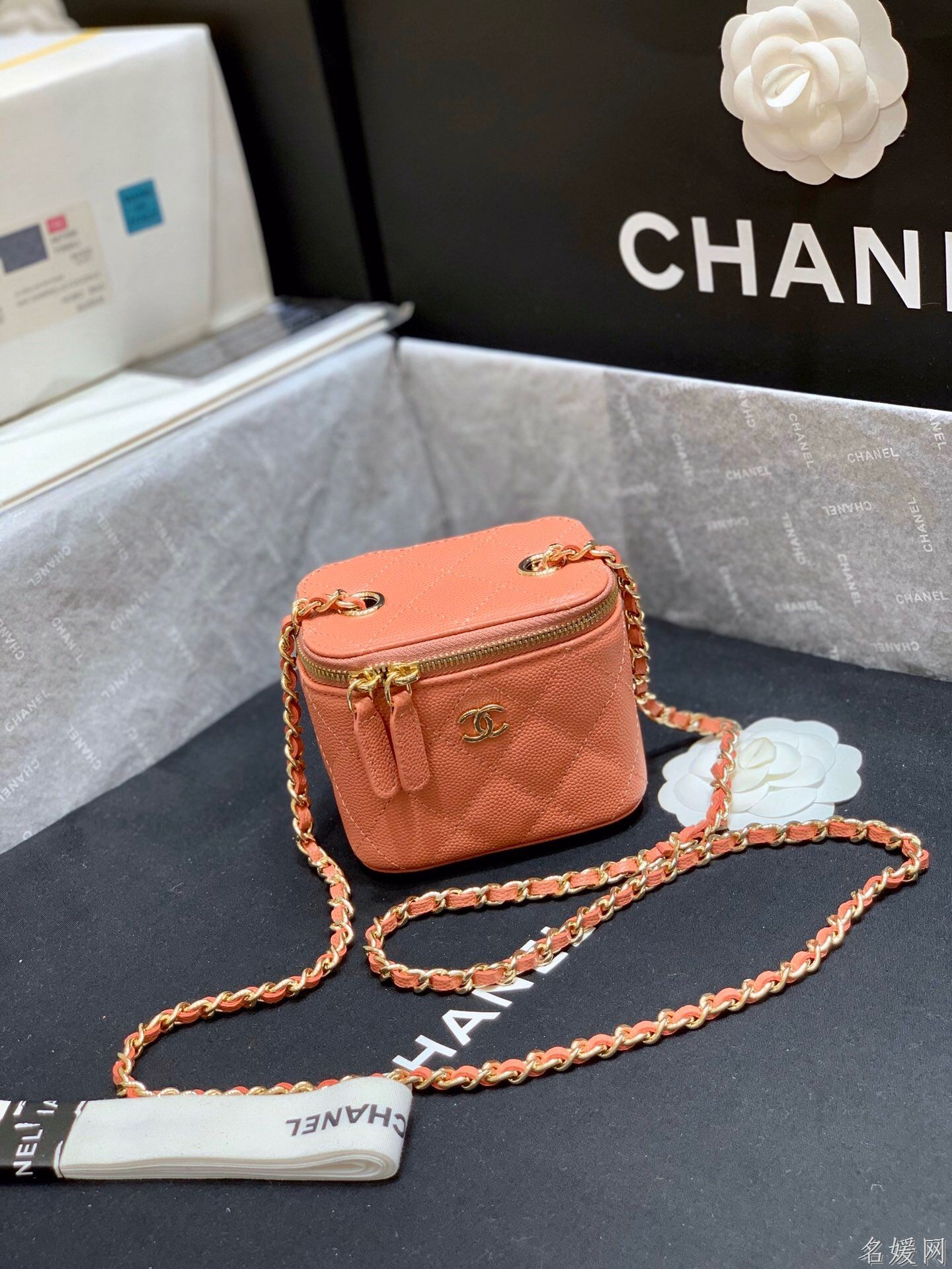 Chanel/香奈儿 AP1340粉色 迷你链子盒子化妆包