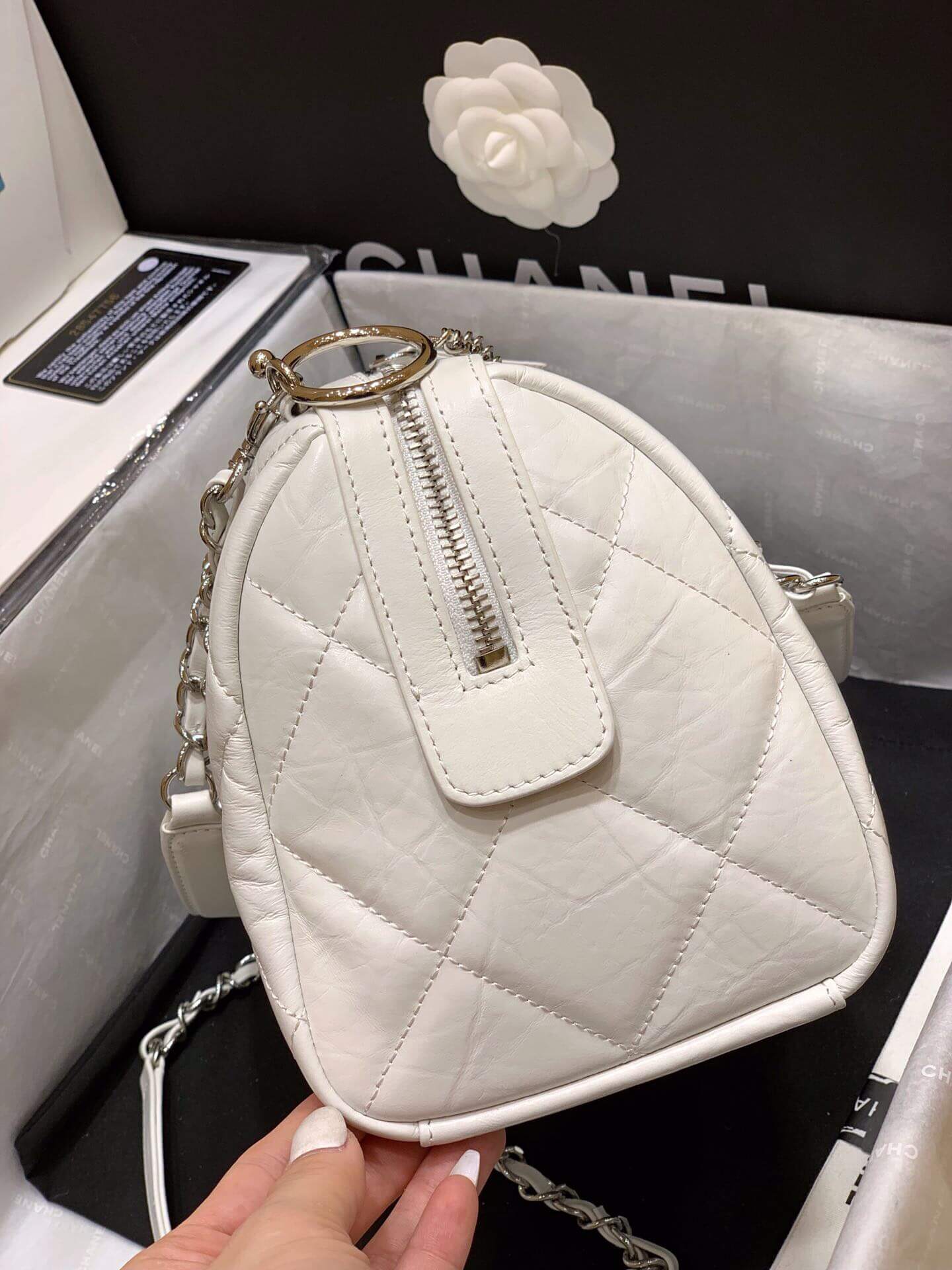Chanel/香奈儿 AS1321白色 2020新款小号保龄球包