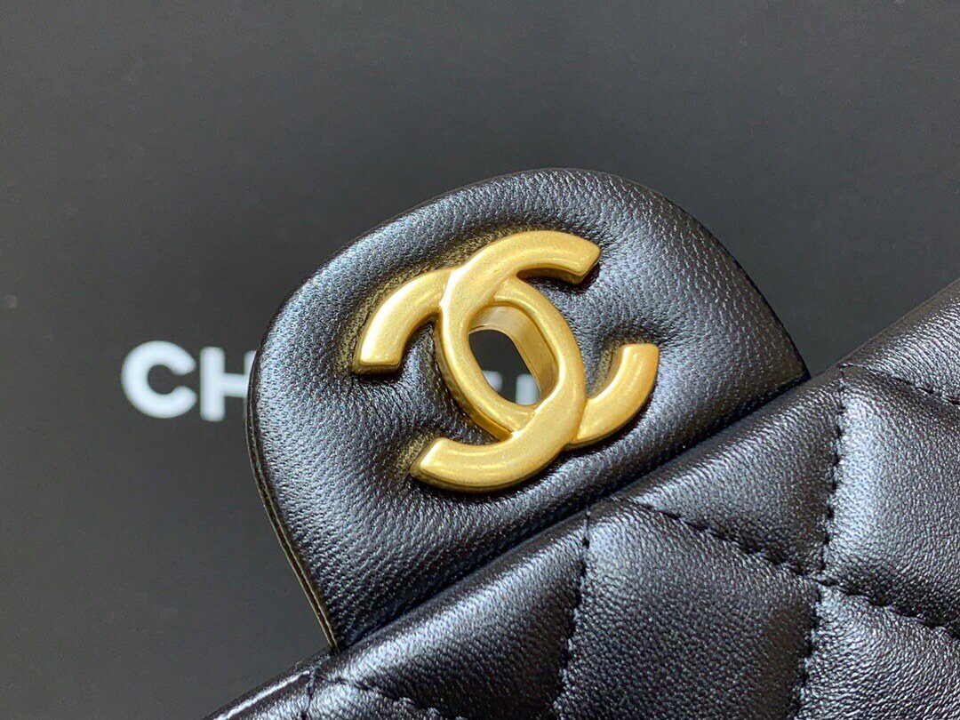Chanel CF大mini带手腕版本珠光羊皮 AS2431黑色