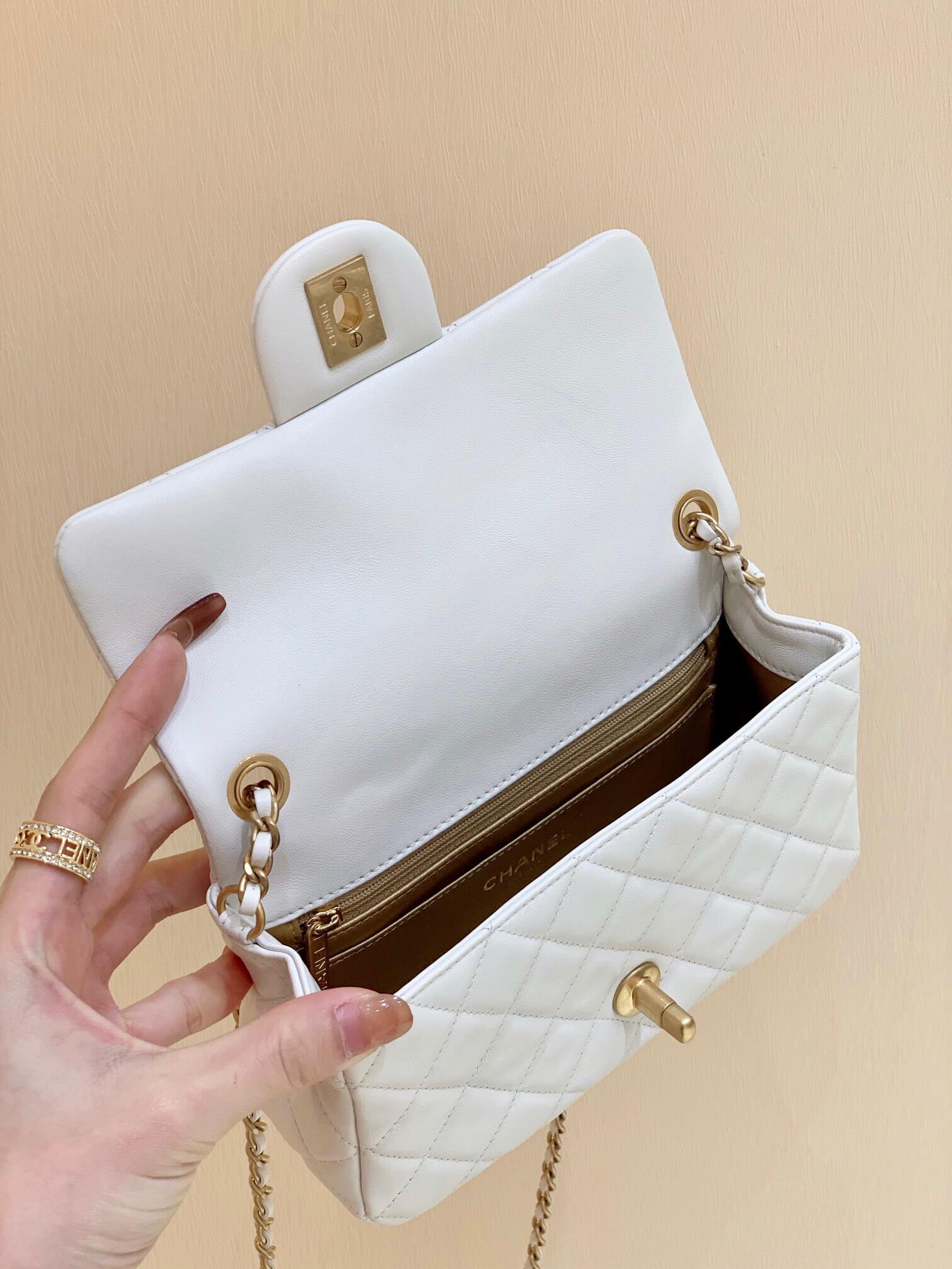 Chanel Flap Bag 新款金属球包金珠CF大Mini AS1787白色