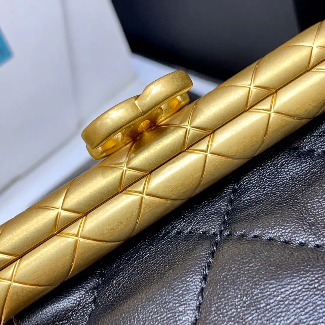 Chanel AS1885 2020新款复古小号菱格锁扣链条包晚宴