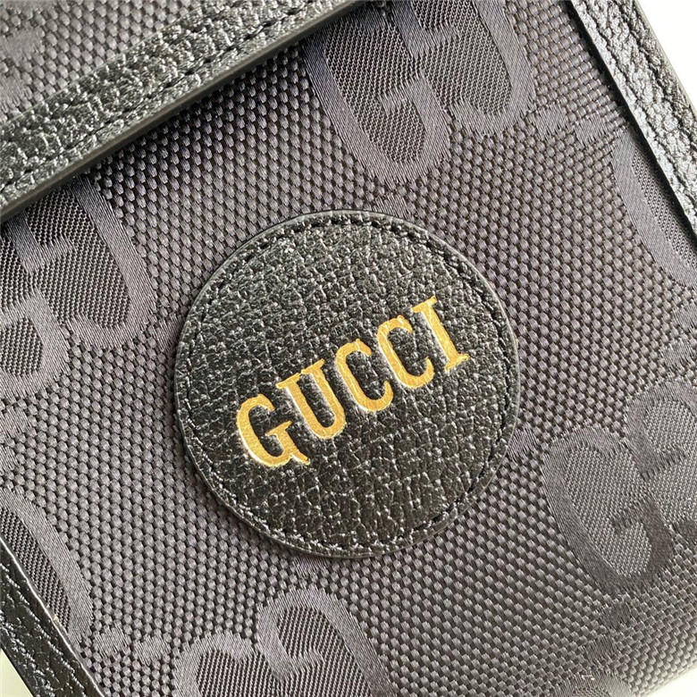 Gucci古驰 625599 H9HAN 1000 黑色 Off The Grid系列迷你手