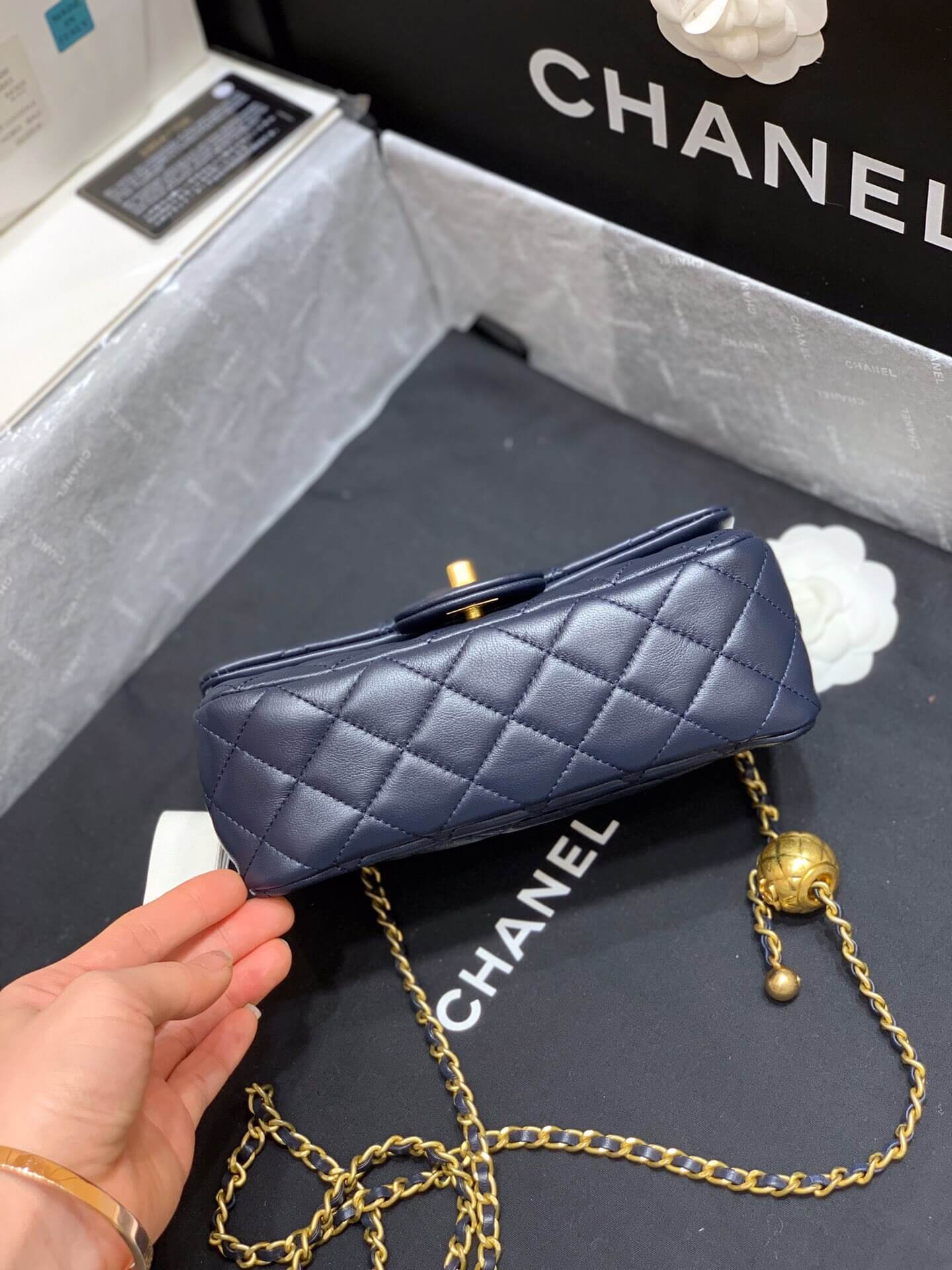 Chanel Flap Bag 新款金属球包金珠CF大Mini AS1787深蓝