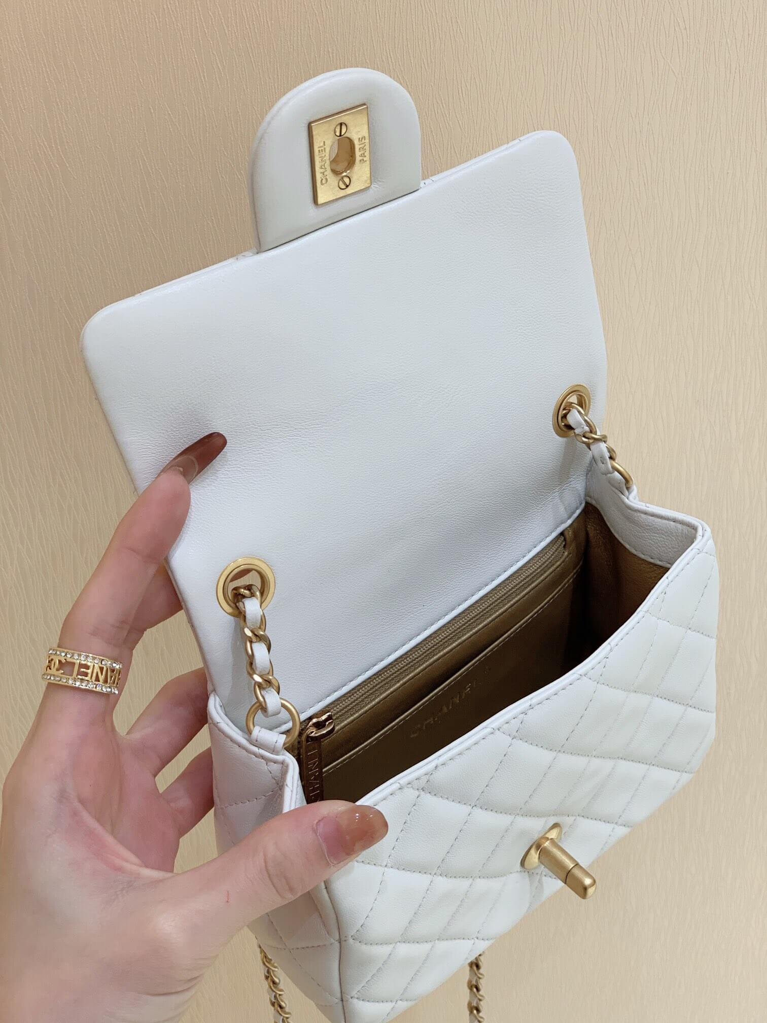 Chanel Flap Bag 新款金属球包金珠CF方胖子 AS1786白色