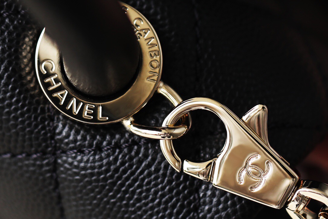 Chanel Mini Coco Handle 黑色小球本色手腕 AS2215银扣