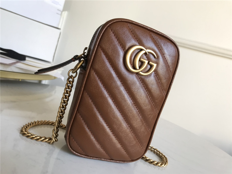 Gucci 598597 0OLFT 2535 GG Marmont系列 绗缝迷你手袋