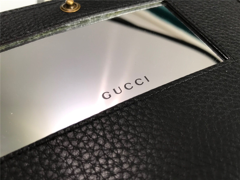 Gucci古驰 497985 黑色 GG Marmont系列皮革迷你链条手