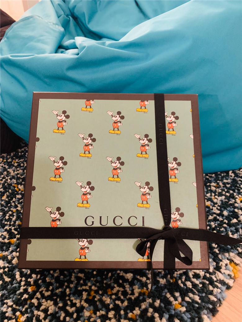 Gucci×Disney联名 2020鼠年欧阳娜娜宋祖儿同款限定圆饼包