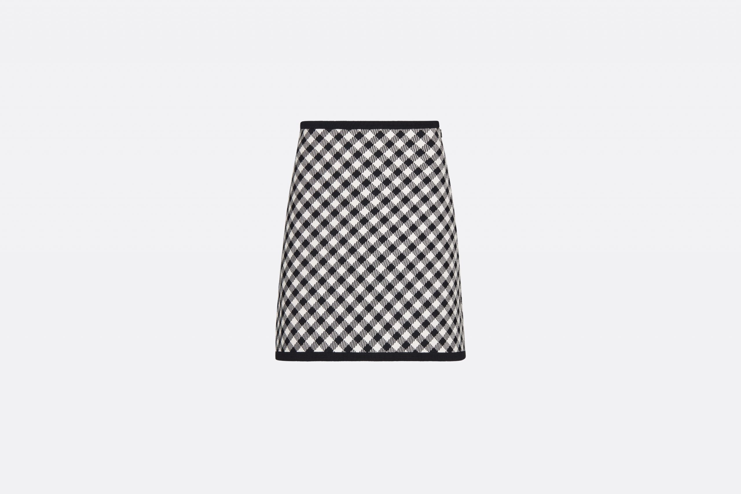 迪奥2022秋冬新品：dior喇叭形迷你裙 针织科技面料黑色和白色 D-Little Vichy 图案 