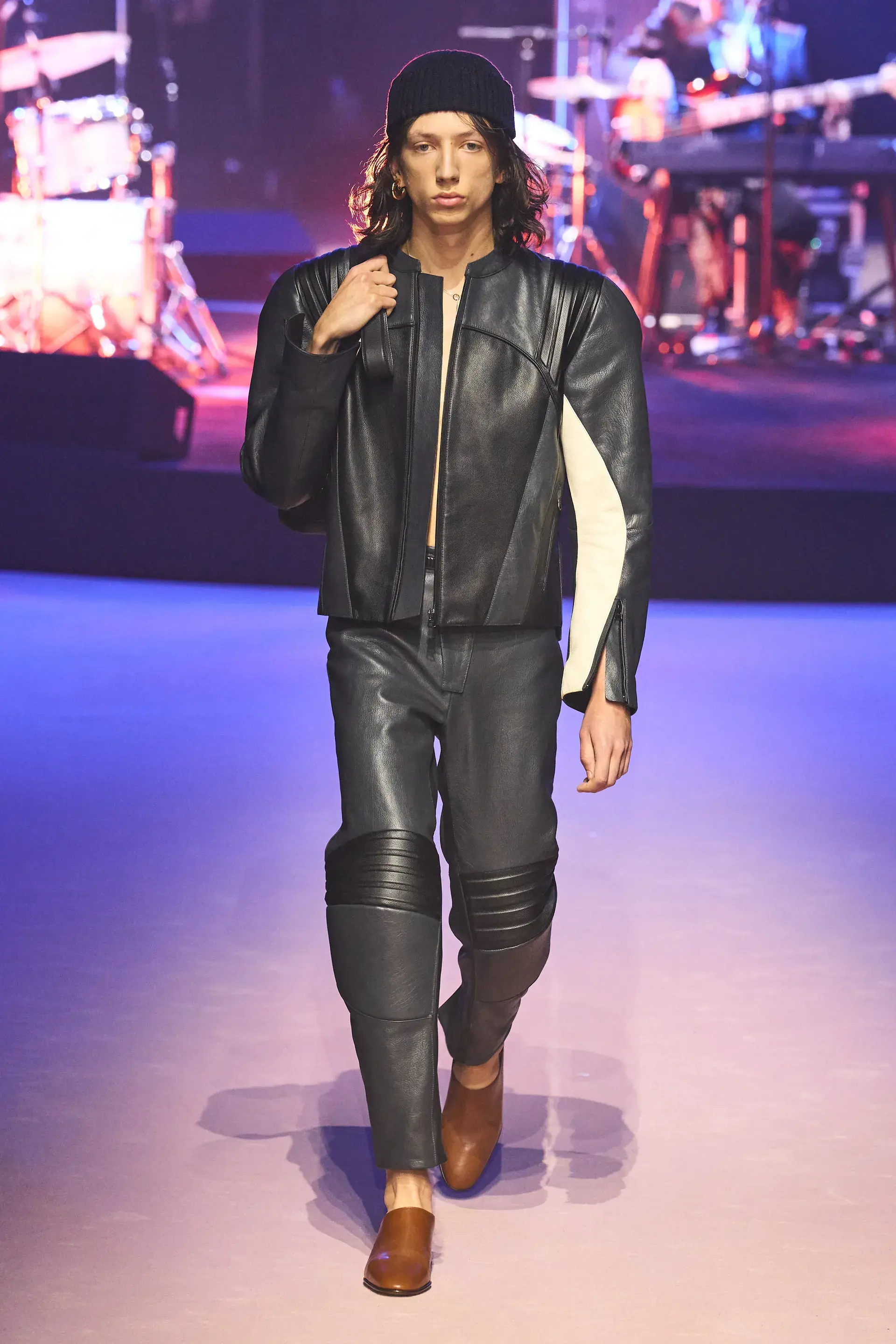 古驰Gucci2023秋季系列男装，都市和街头时尚的融合