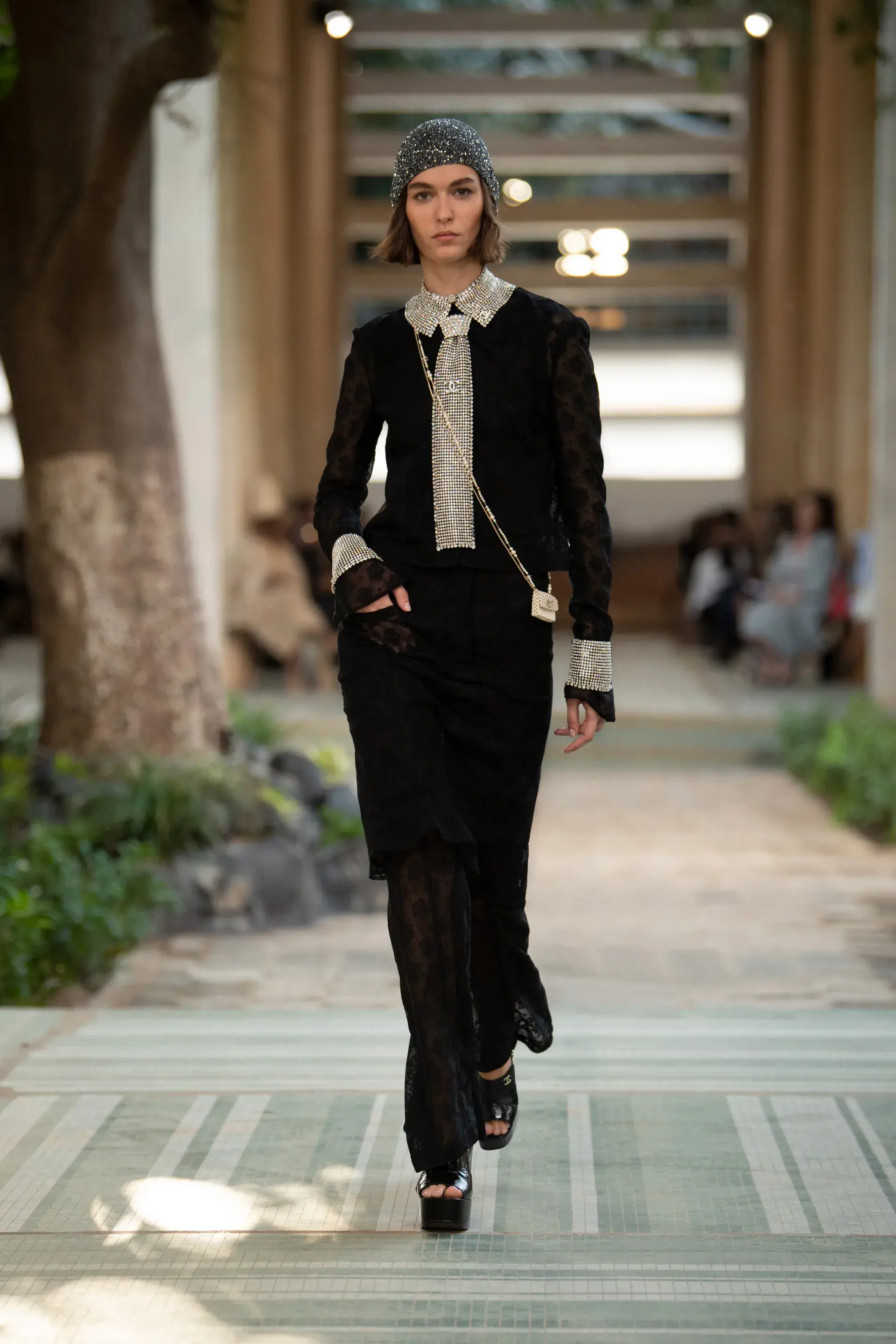 香奈儿Chanel2023早秋系列女装，艺术手工高级感