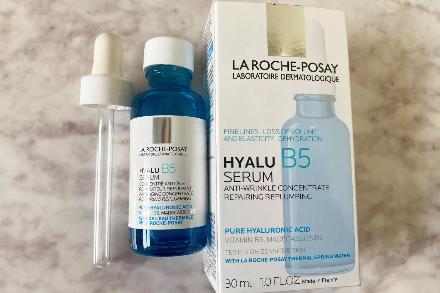 The La Roche-Posay Hyalu B5 Pure Hyaluronic Acid Serum bottle and box