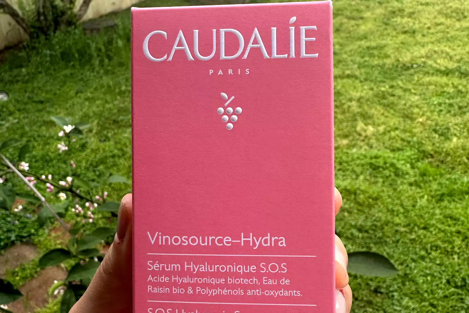 The box for Caudalie Vinosource-Hydra SOS Hydrating Hyaluronic Acid Serum